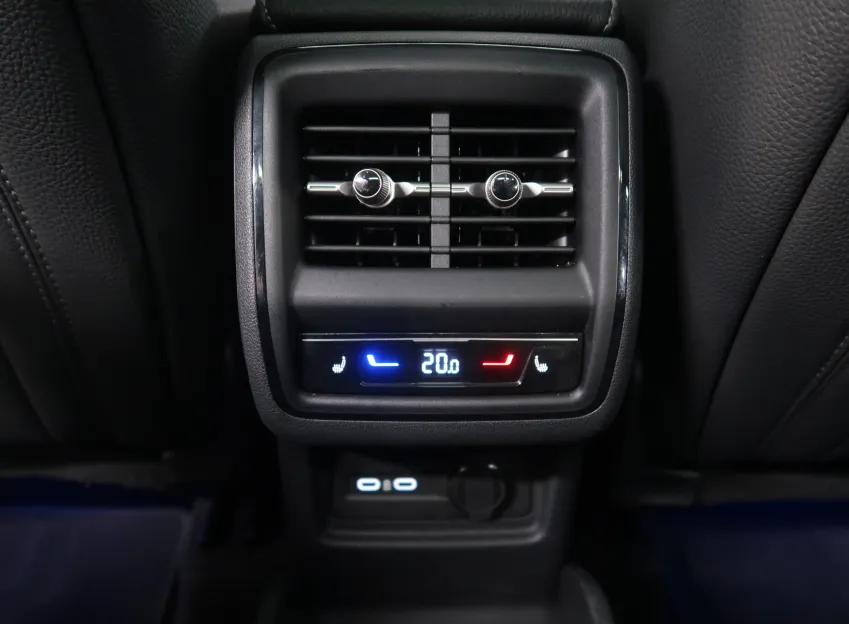 Škoda Kodiaq EXCLUSIVE SELECTION 2,0 TDI 142 kW DSG 7MÍST ZÁRUK