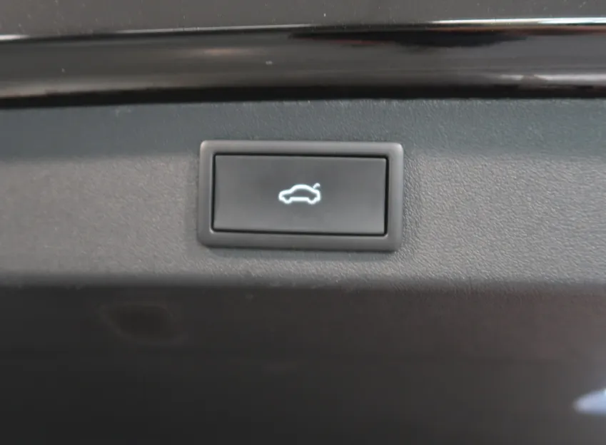 Škoda Kodiaq EXCLUSIVE SELECTION 2,0 TDI 142 kW DSG 7MÍST ZÁRUK