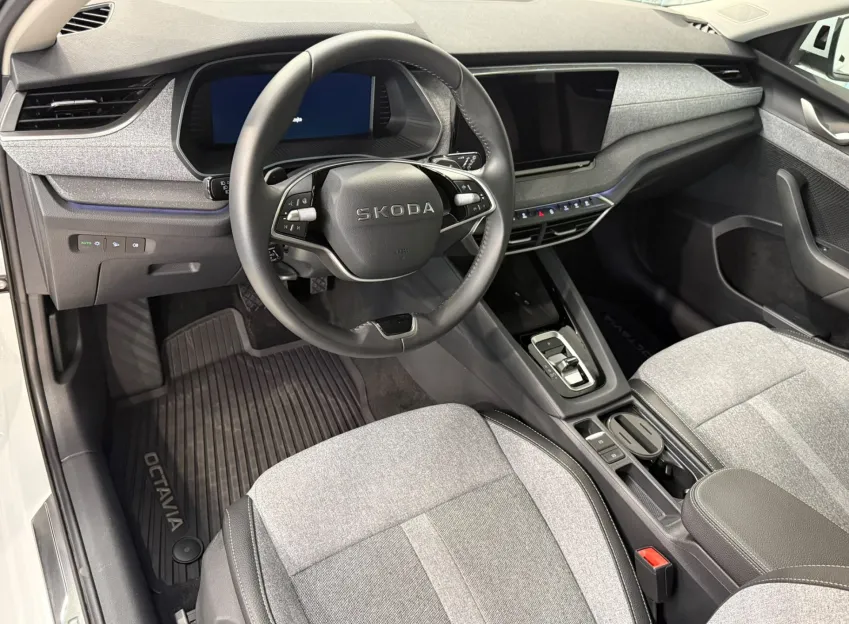 Škoda Octavia TOP SELECTION 2.0TSI 150KW MATRIX