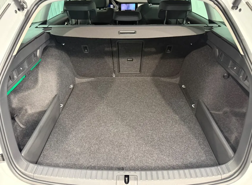 Škoda Octavia TOP SELECTION 2.0TSI 150KW MATRIX