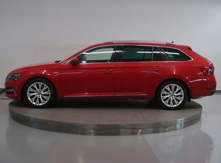 Škoda Superb L&K 2.0TSI 200KW DSG 4x4 TAŽNÉ