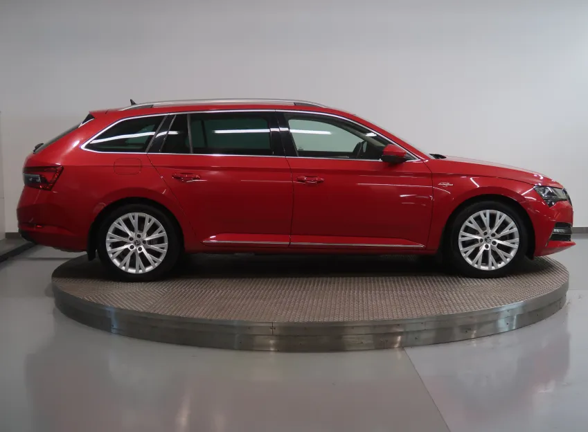 Škoda Superb L&K 2.0TSI 200KW DSG 4x4 TAŽNÉ