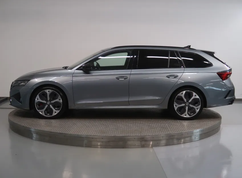 Škoda Octavia RS 2.0TSI 195 KW DSG DCC