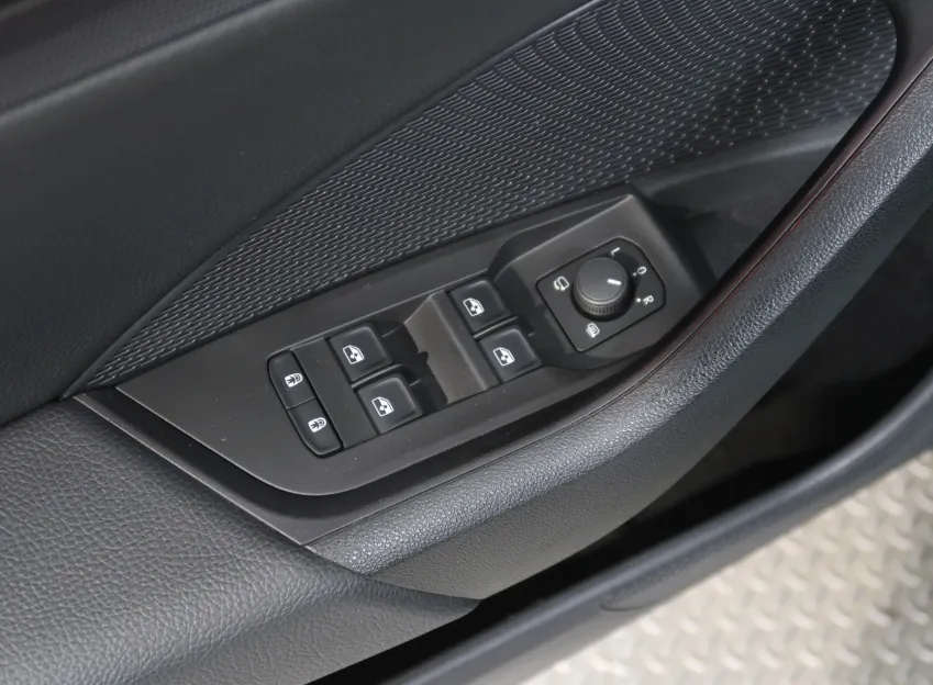 Škoda Octavia RS 2.0TSI 195 KW DSG DCC