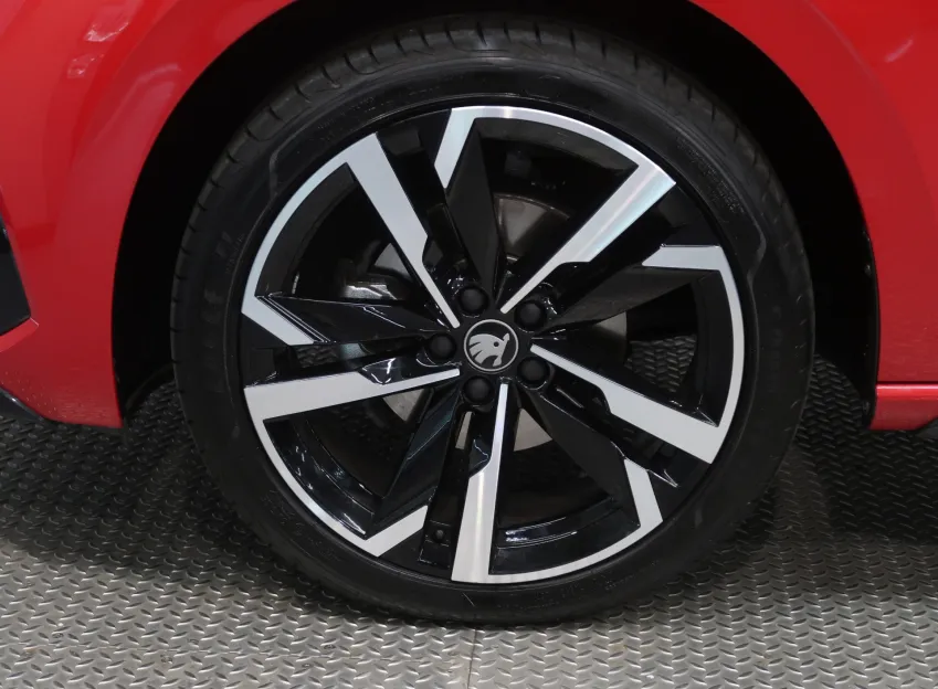 Škoda Scala MONTE CARLO 1.5TSI 110KW DSG PANORAMA