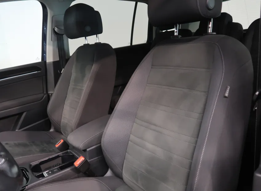 Volkswagen Touran HIGHLINE 2.0TDI 110KW DSG