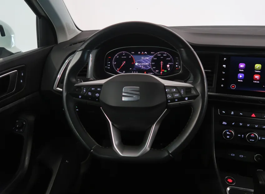 SEAT Ateca 2.0TDI 110KW TAŽNÉ NAVI