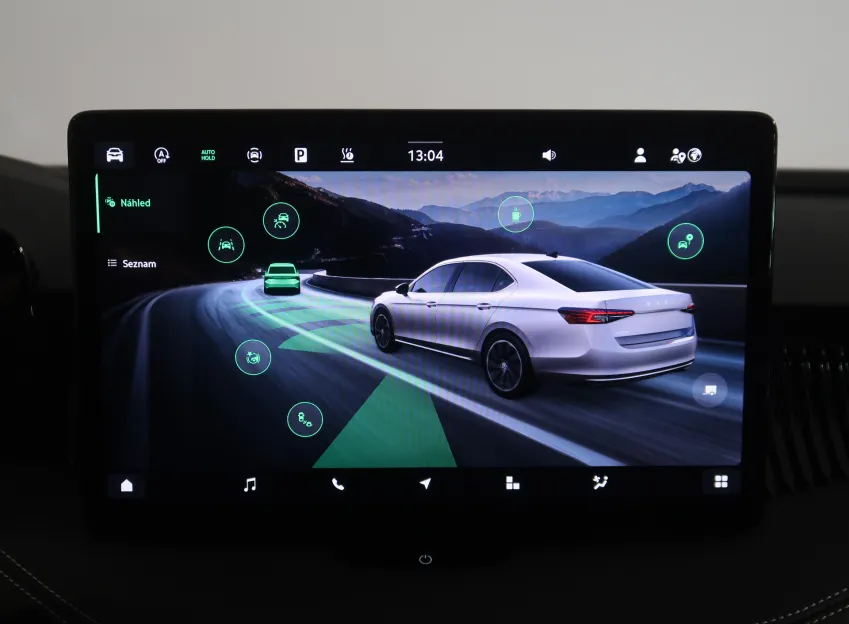 Škoda Superb SPORTLINE 2.0TDI 142KW 4x4 DSG WEBASTO TAŽNÉ CANTO
