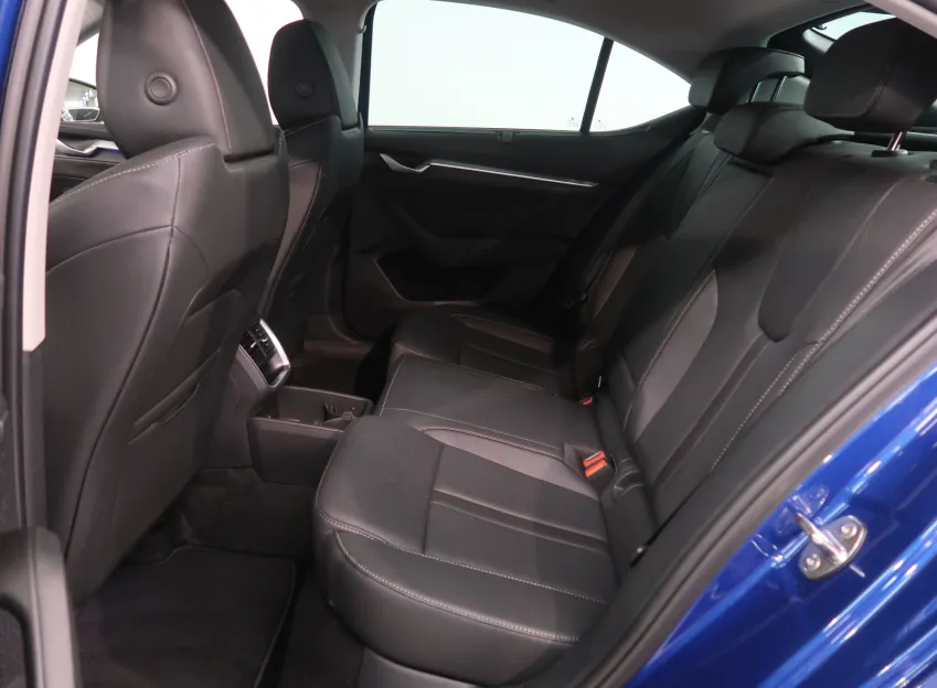 Škoda Octavia EXCLUSIVE 2.0TDI 110KW DSG CANTON