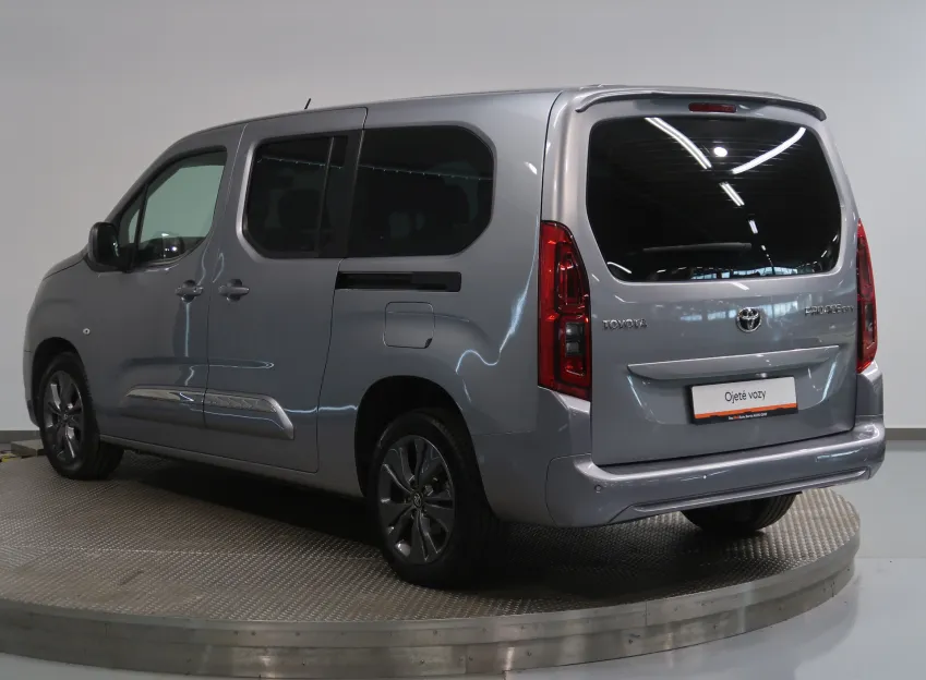 Toyota Proace City Verso FAMILY L2 1.5D-4D 96KW 7MÍST TAŽNÉ