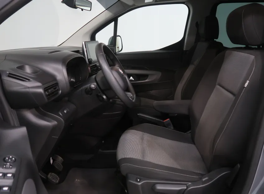 Toyota Proace City Verso FAMILY L2 1.5D-4D 96KW 7MÍST TAŽNÉ