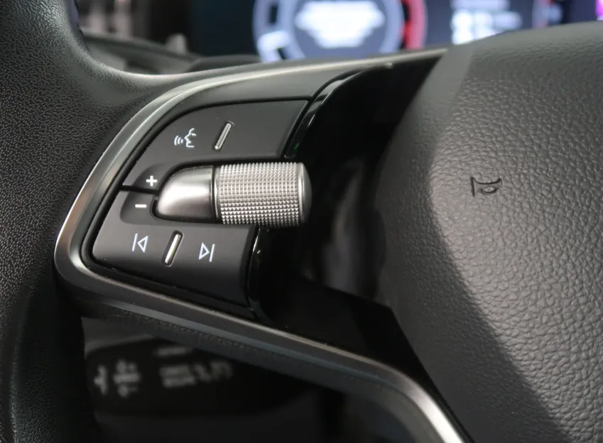 Škoda Superb SELECTION 2.0TDI 110KW DSG CANTON LED MATRIX