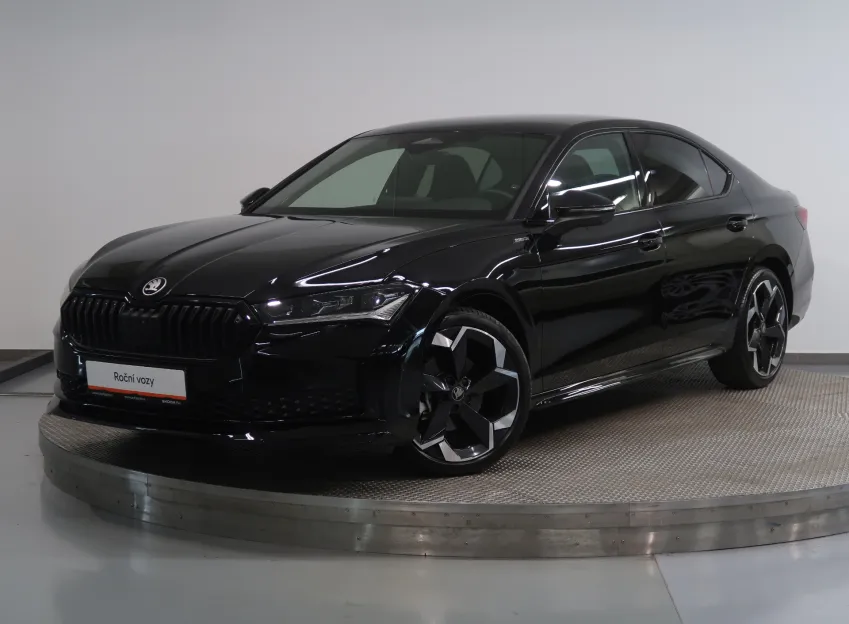 Škoda Superb SPORTLINE 2.0TDI 110KW DSG WEBASTO TAŽNÉ CANTON