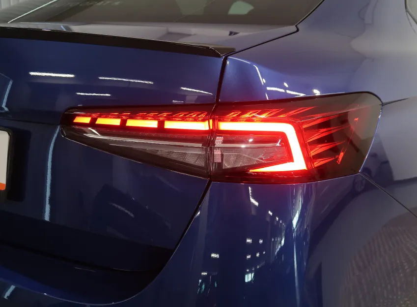 Škoda Superb SPORTLINE 2.0TDI 110KW DSG LED MATRIX NAVI