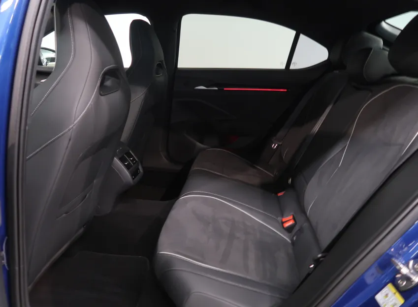 Škoda Superb SPORTLINE 2.0TDI 110KW DSG LED MATRIX NAVI
