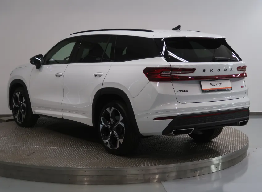 Škoda Kodiaq RS 2.0TSI 195KW 4x4 DSG WEBASTO TAŽNÉ CANTON HUD P