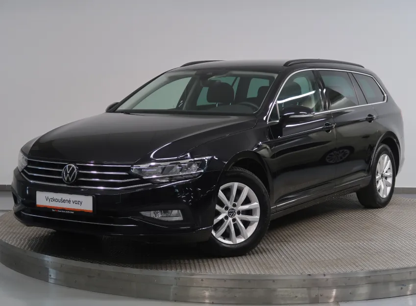 Volkswagen Passat BUSINESS PREMIUM 2.0TDI 110KW TAŽNÉ NAVI