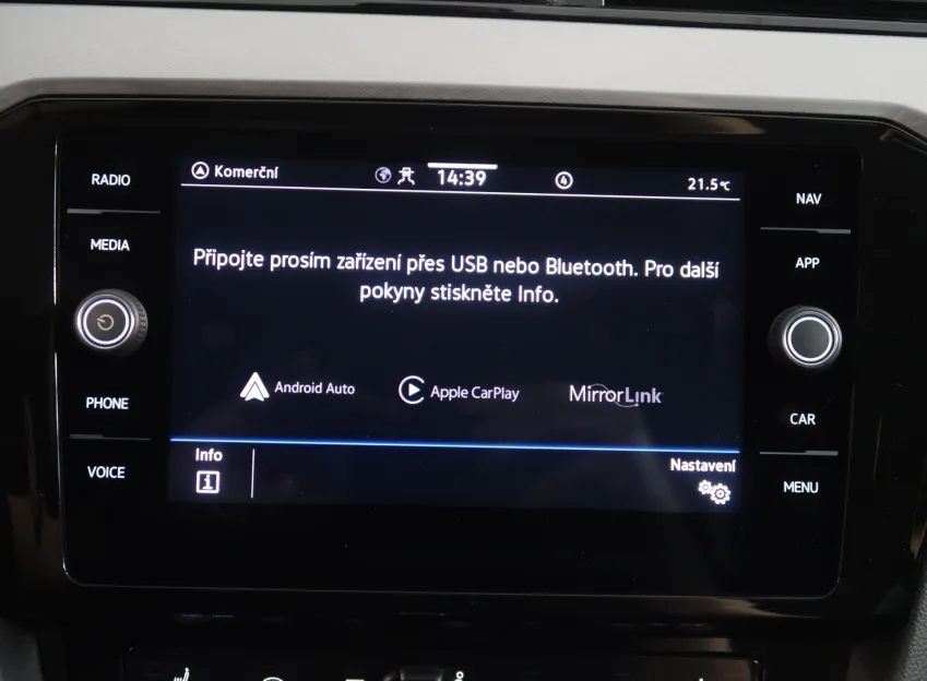 Volkswagen Passat BUSINESS PREMIUM 2.0TDI 110KW TAŽNÉ NAVI